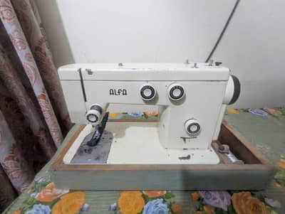 sewing+ simple overclock machine for sale