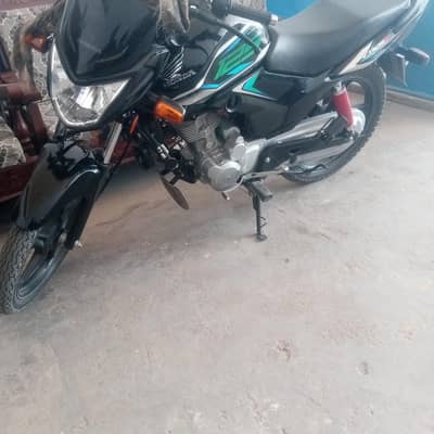 Honda cb 125 f