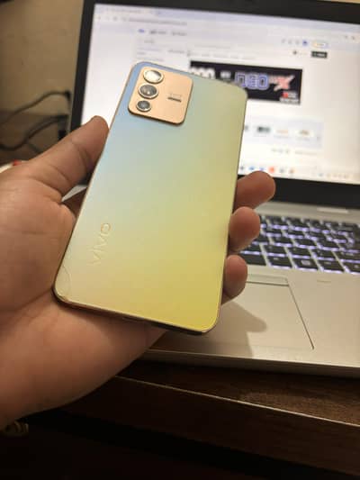 Vivo V23