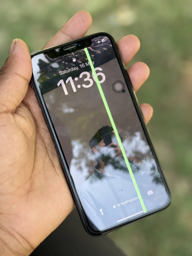 I phone x 64 4