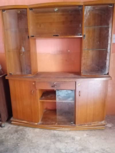 Divider and Lcd console