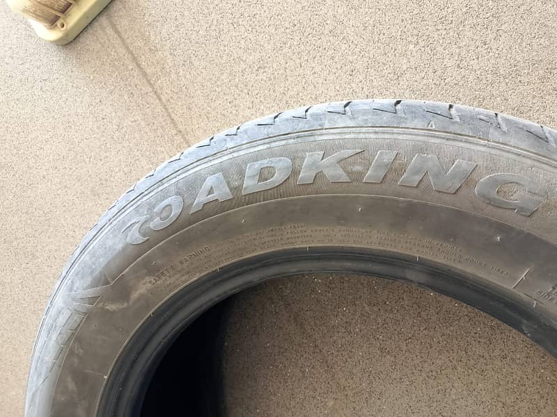 CAR Tyre 5