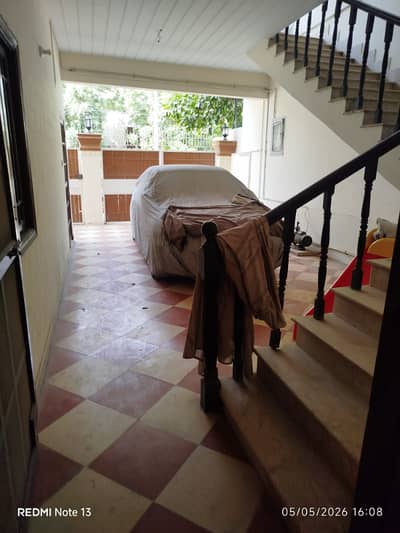 Beautiful 240sqy portion available