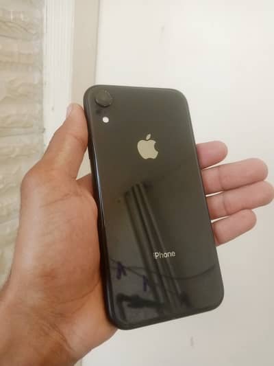 Apple original charger + airbuds +cover offer:30,000 offers 
