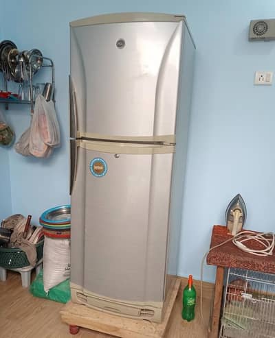 Fridge best conditione