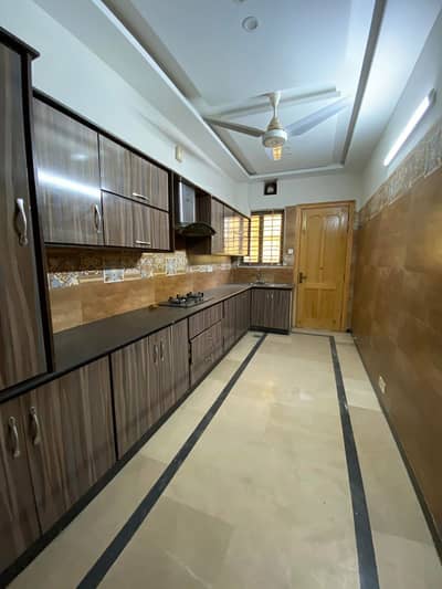 7 Marla Ground Portion Available For Rent In G-13