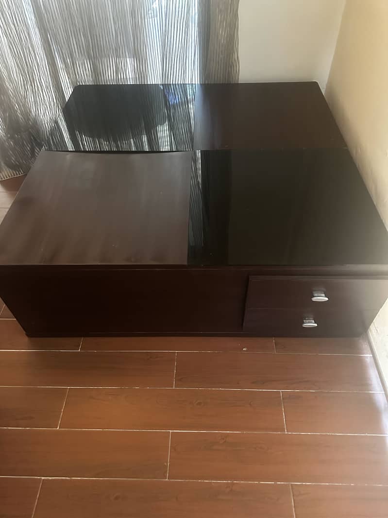 Stylish Centre Table 4