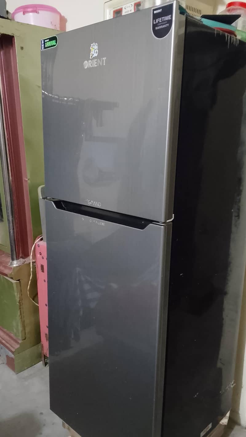 Refrigerator 0