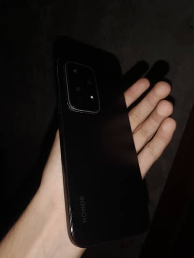 Honour 200 lite 8 GB ram 256 GB Pta approved Black color With box Scr