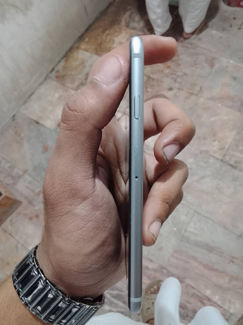 Iphone 6s 4