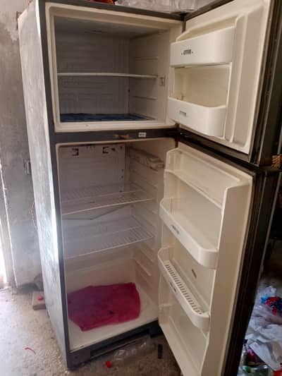 Dawlance refrigerator