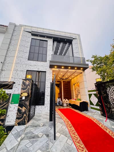 05 Marla Brand New Luxury Zoo Facing House for Sale in Bahria Orchard Phase 2 C Block