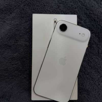 Apple iPhone 17 Air 256GB  PTA Complete Sim Time With Complete Box