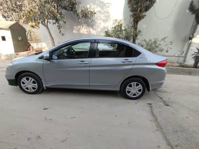 Honda city 1.2 auto total genuine bring your denter and painter
