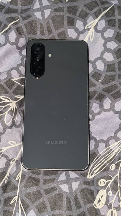 glaxy a36 for sale 6/128  price 48 k not negotiable