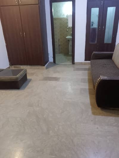Non furnished studio apartment available for rent in bahria town phase 4 civic center