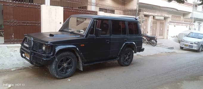 Mitsubishi Pajero 1989