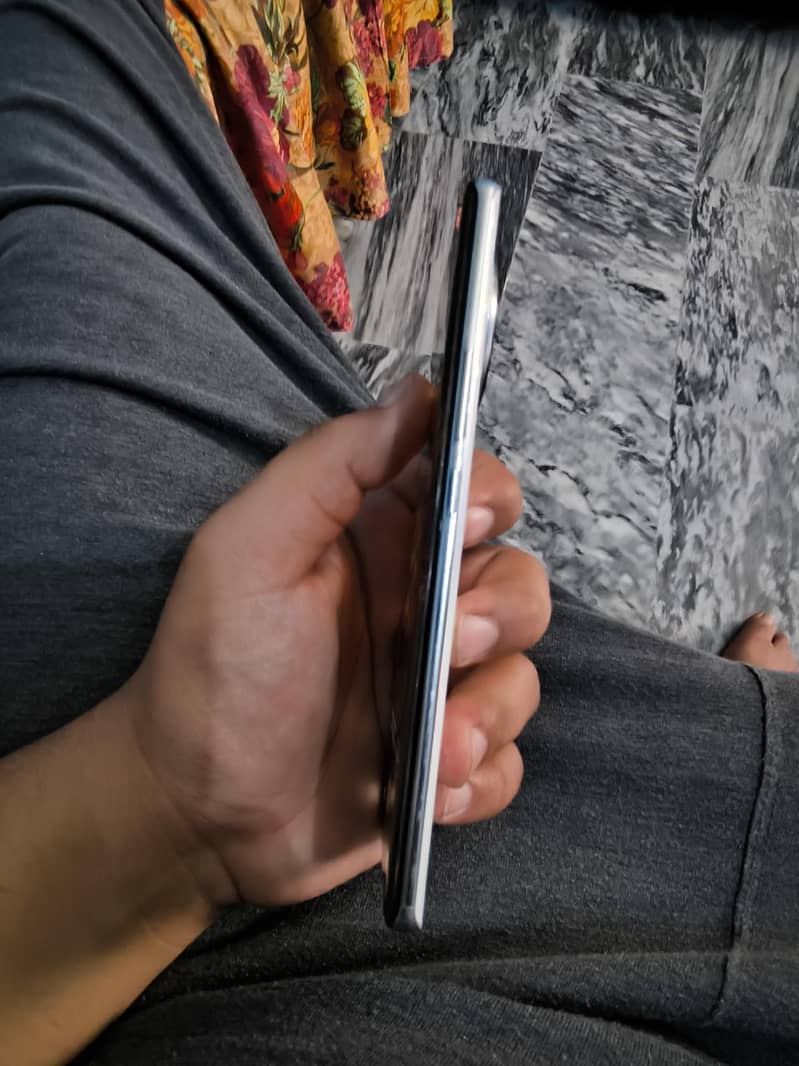 Tecno spark 20 pro plus 2