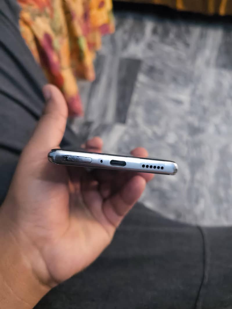 Tecno spark 20 pro plus 7