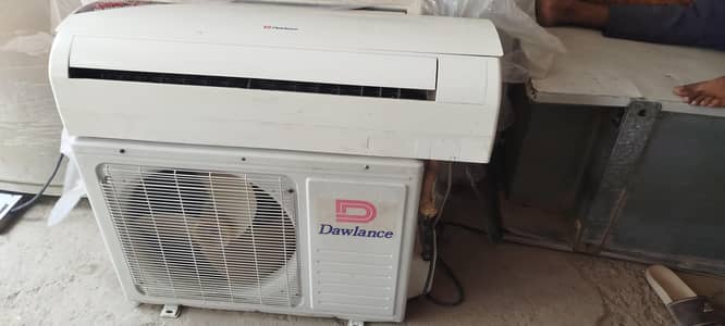 Dawlance 1.5 ton AC