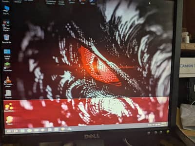 DELL MONITOR - 1/4 SCREEN WORKING BUT HAVE LINE