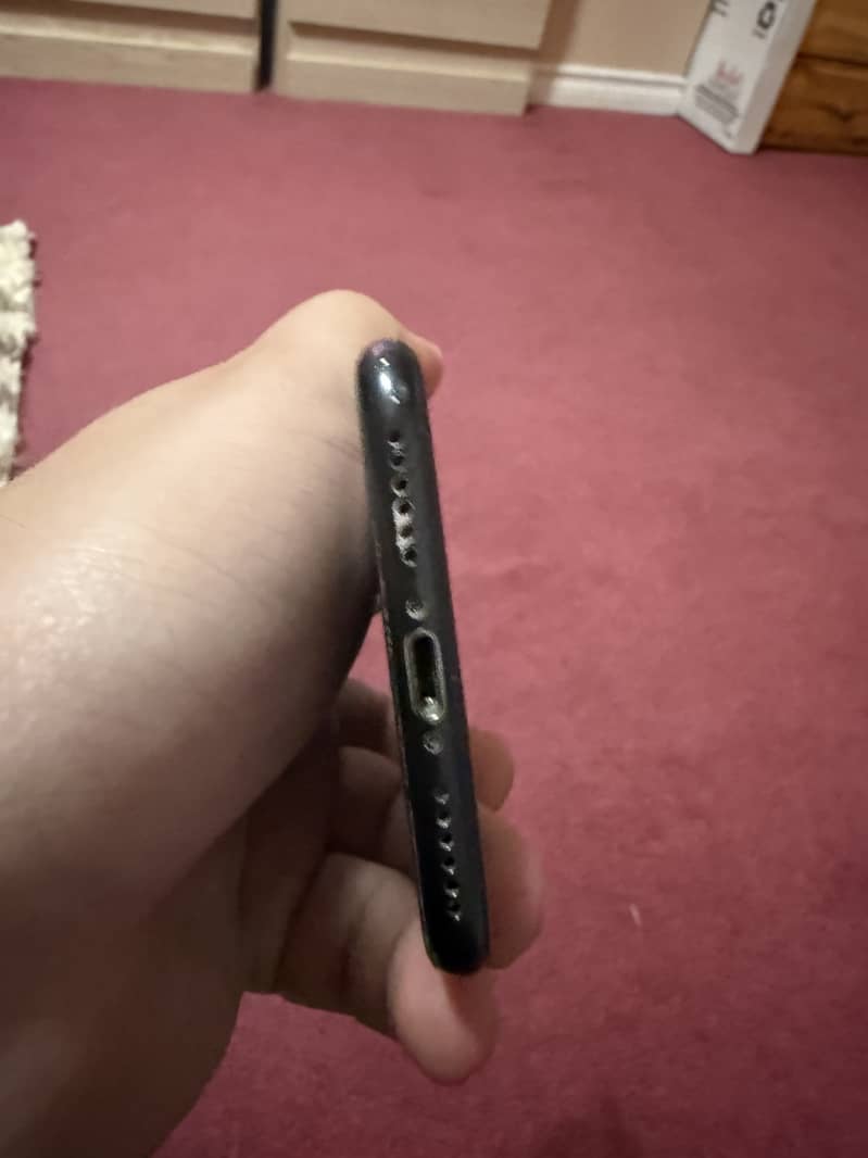 Apple iPhone 7 1