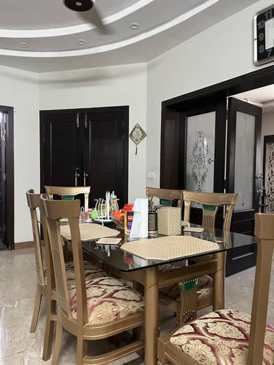 6 seater dining table