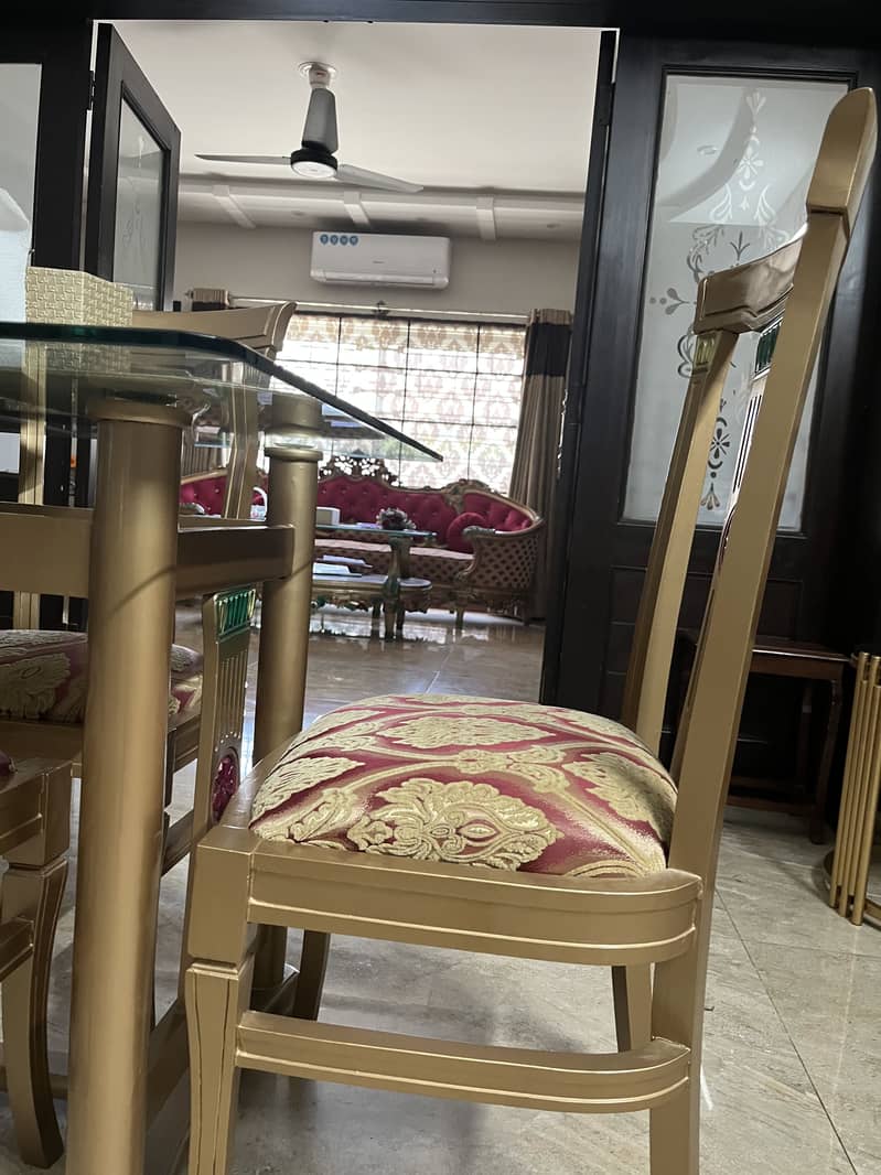 6 seater dining table 1
