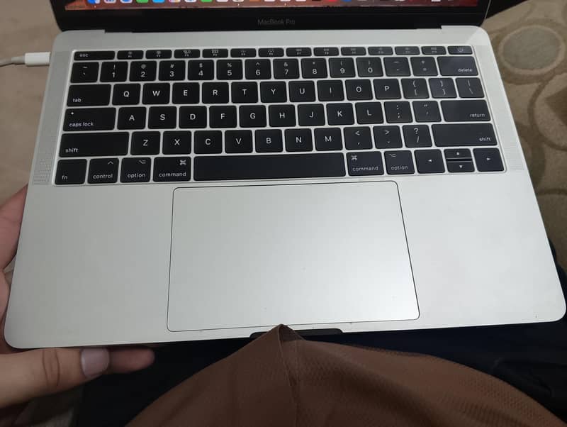 MacBook pro 2017 3