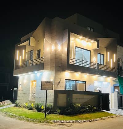 3.5 Marla Corner Luxury House for Sale   Brand New 4 Bed Corner House  2 Min from Ring Road 15 KM from Airport  Premium Location in Al Kabir Town Phase 2