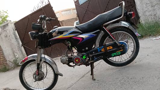Honda CD for sell all dacomint porye ha
