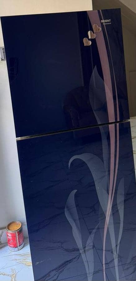 Refrigerator 0
