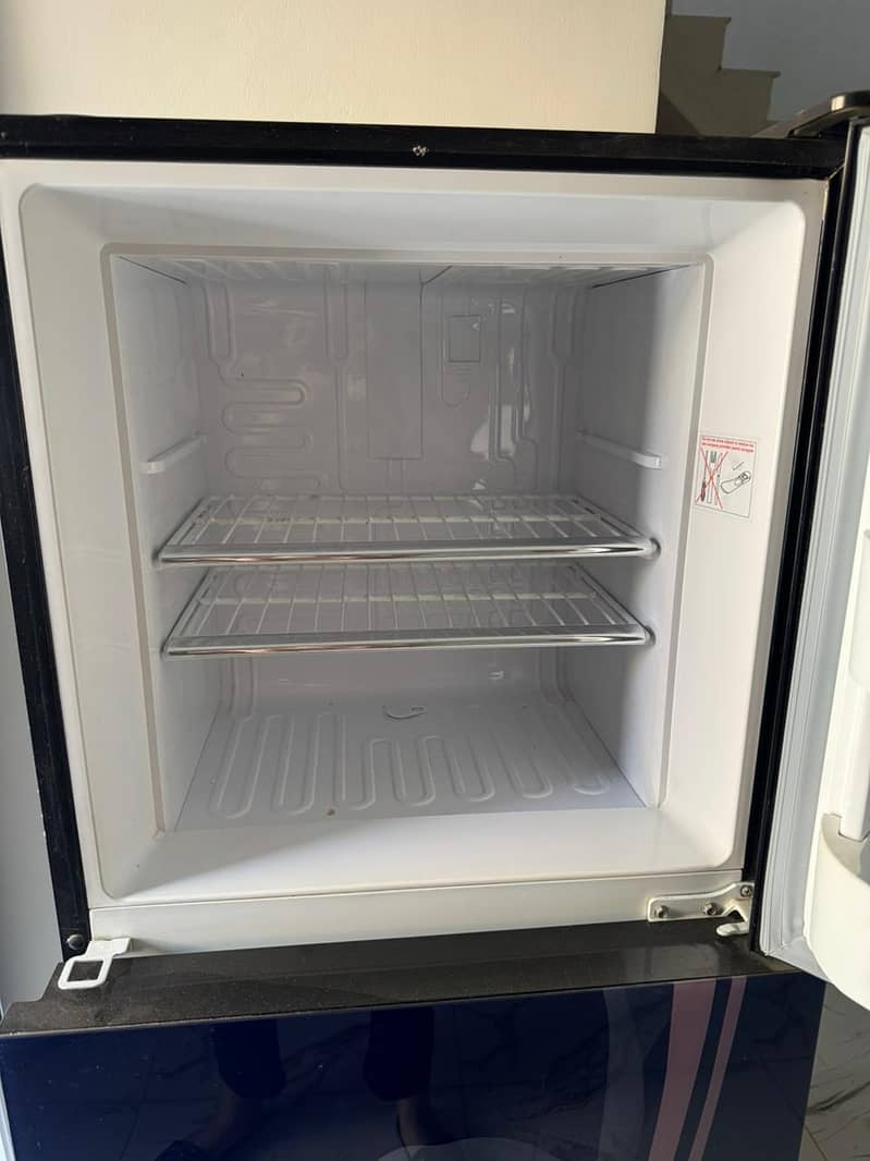 Refrigerator 3