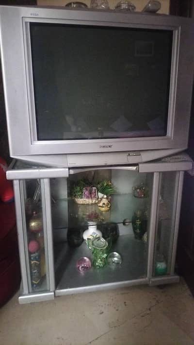 television and mirror tv trolley