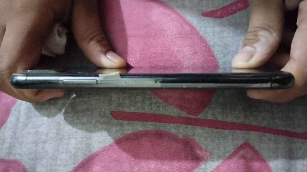 iPhone X 1
