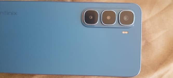 new mbl original panal with original charger box in 9 month warranty