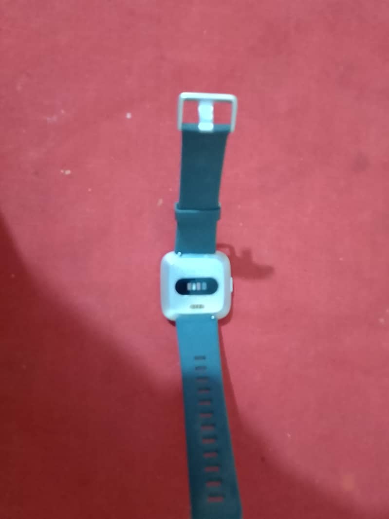 Fitbit Versa Smart Watch 3