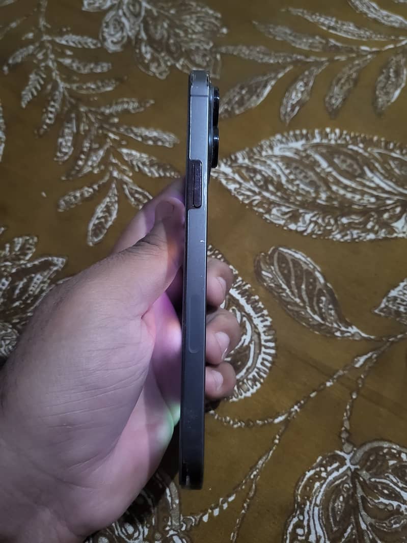 iPhone 13 Pro Max 3