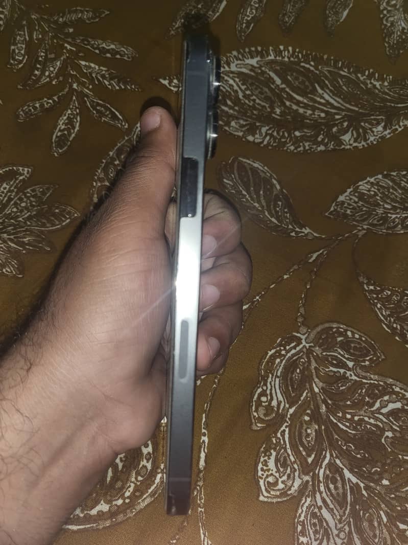 iPhone 13 Pro Max 7