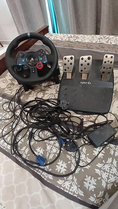 logitech  g29 game contrloer