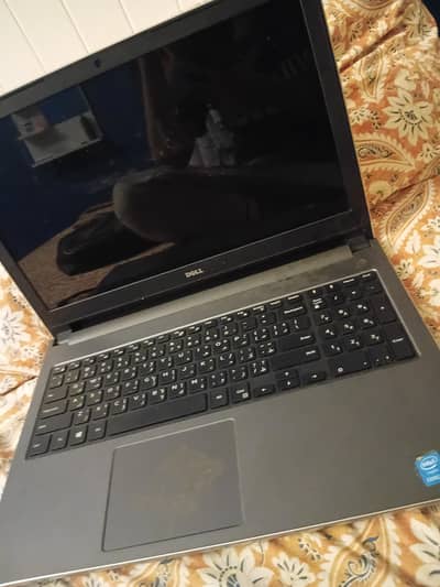 dell 5558 needs a battey change