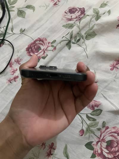 Iphone 15 pro max 256 jv canadian model