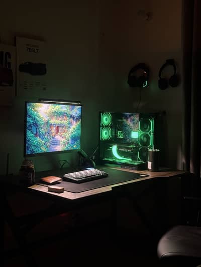 PC Ryzen 7 7700 + RTX 5070 (Built Nov 2025) negotiable