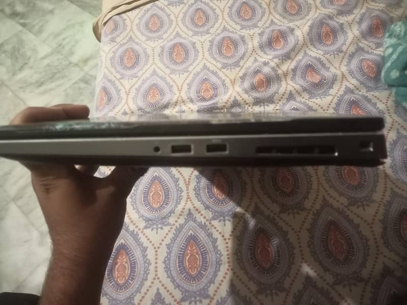 Dell Precision 7530 8