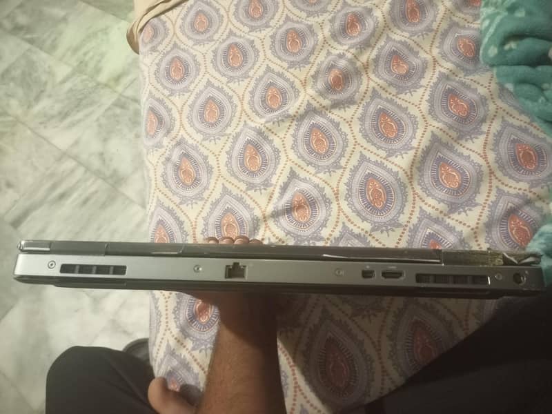 Dell Precision 7530 11