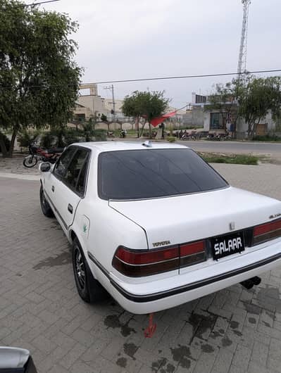 TOYOTA CORONA