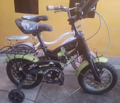 1 Pair of cycle 12x size best condition