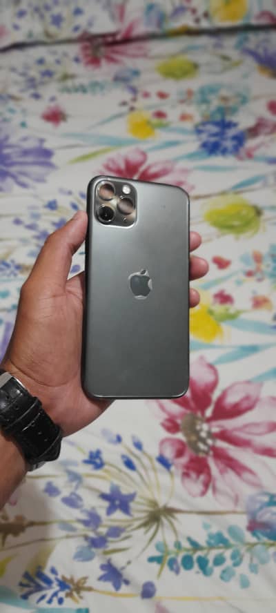 iphone 11pro 10/10 condition jv storage 64 gb