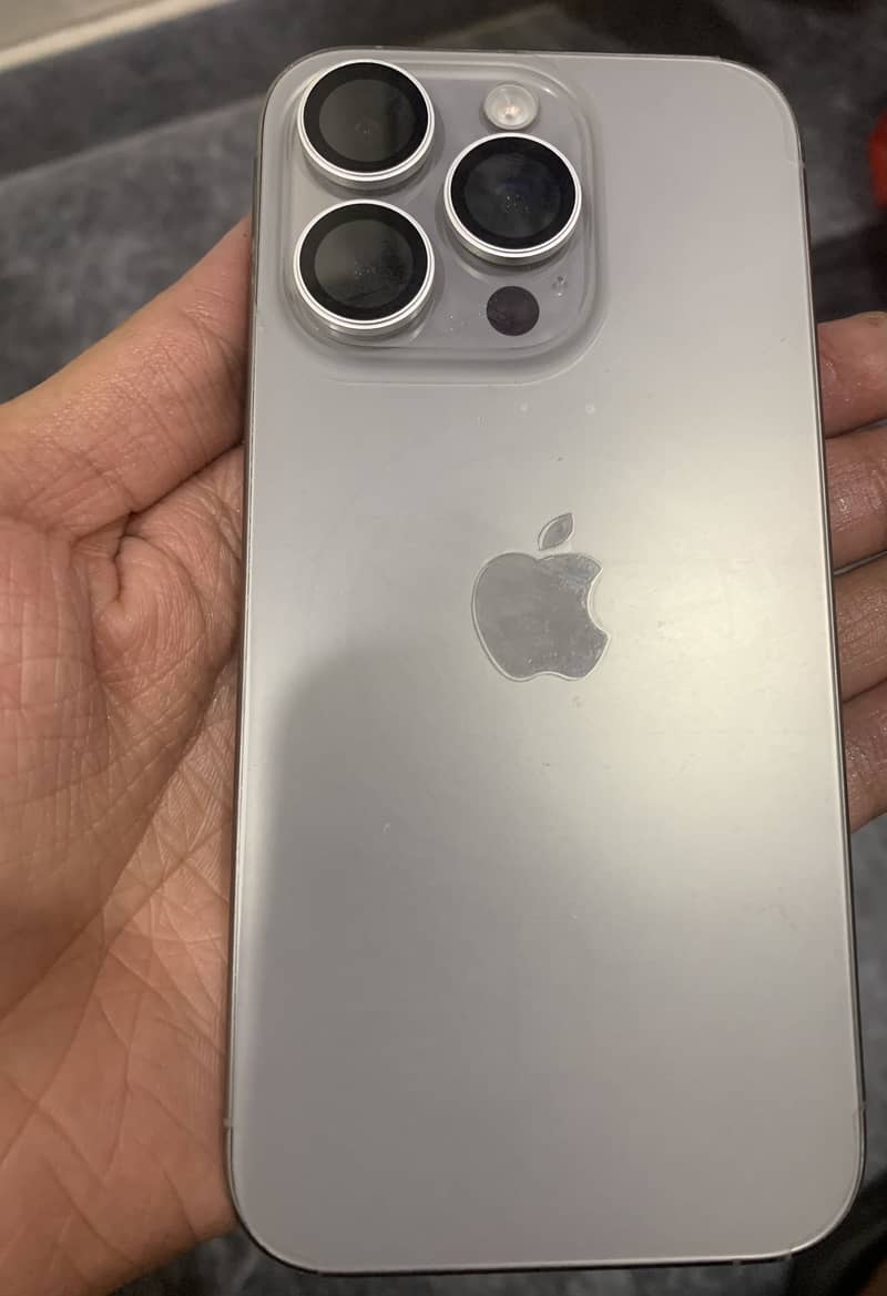 iPhone 15 pro 1