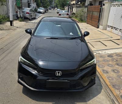 Honda Civic Oriel 2025 — Premium Sedan | Like Brand New| Only 4600 KM